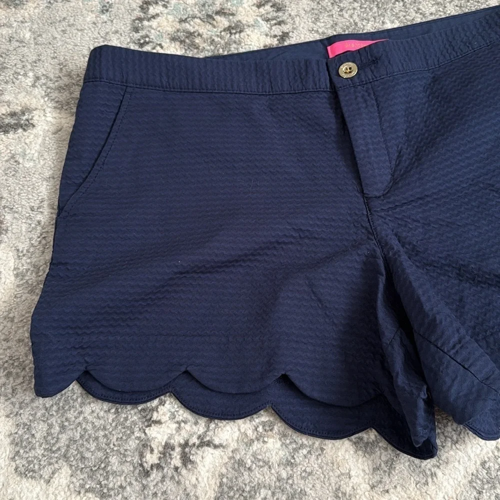 Lilly Pulitzer Buttercup Scallop Hem Navy Shorts - Picture 2 of 11
